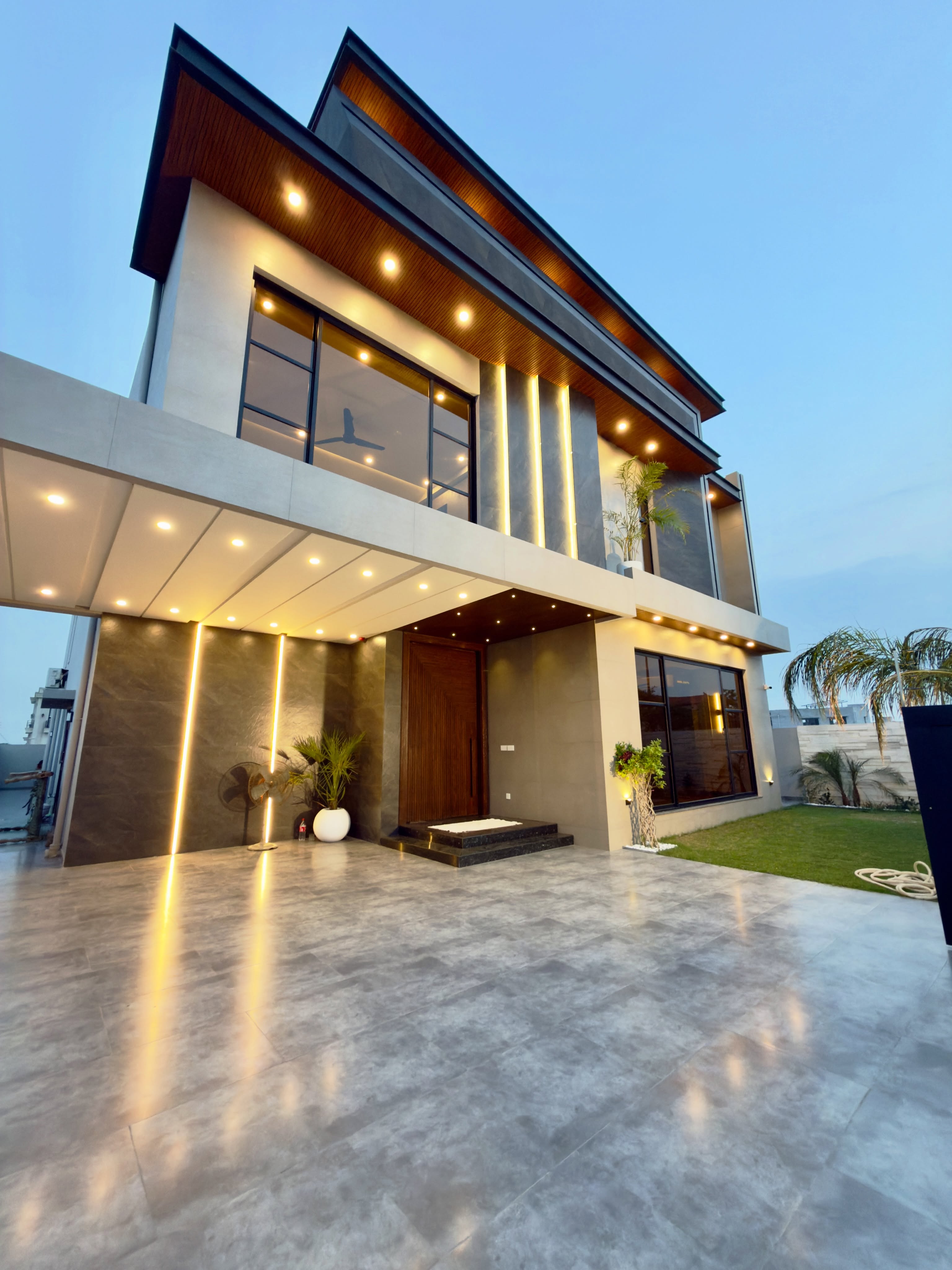 1 Kanal Prime Location Plot - Image 1